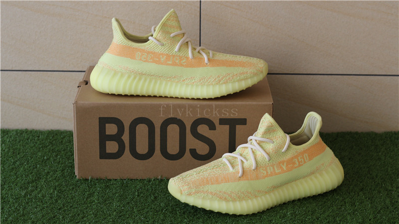Adidas Yeezy Boost 350 V2 Yellow